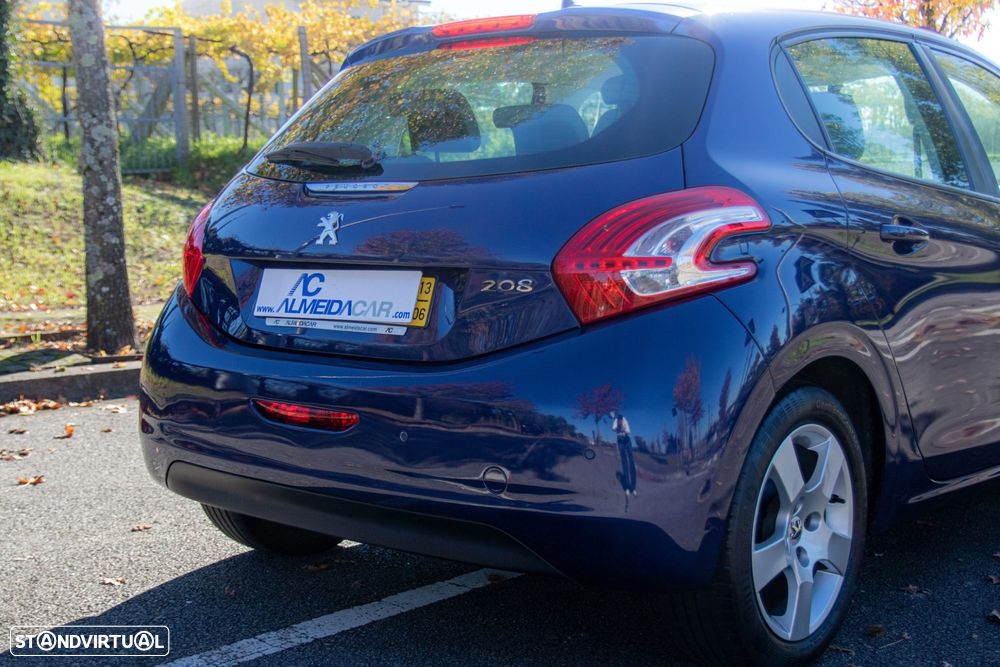 Peugeot 208 1.4 HDi - 23