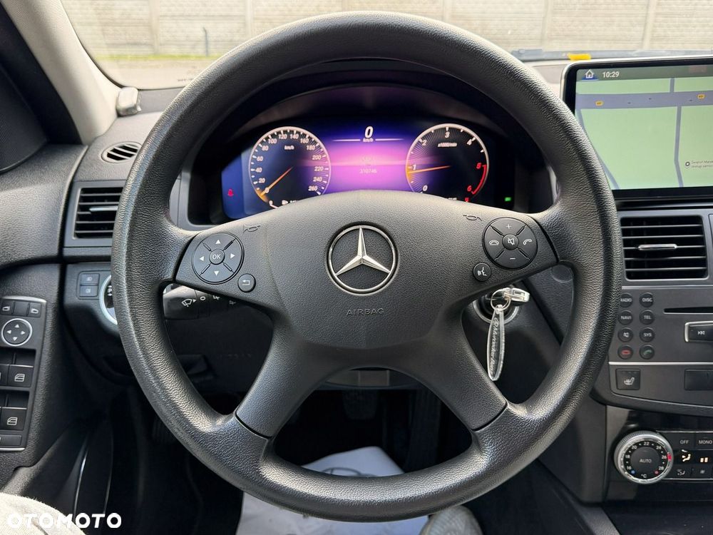 Mercedes-Benz Klasa C 200 CDI Avantgarde Edition - 18