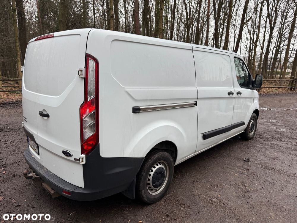 Ford TRANSIT CUSTOM - 2