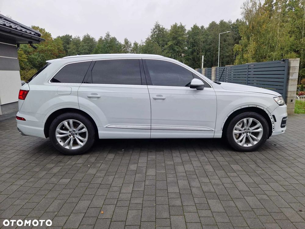 Audi Q7 3.0 TFSI Quattro Tiptronic - 4