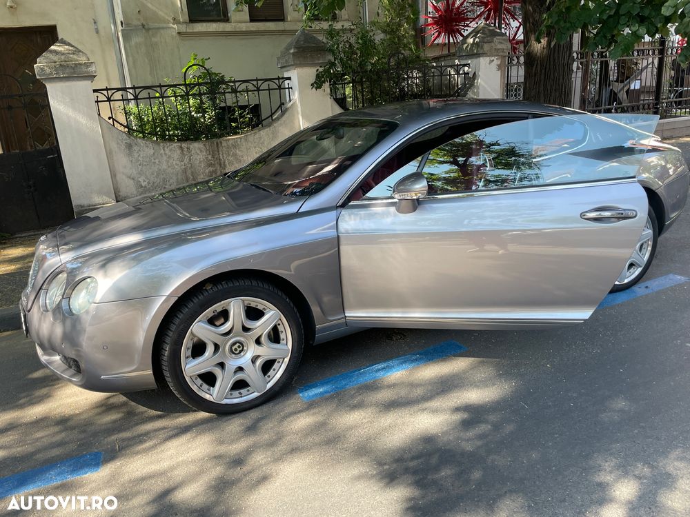 Bentley Continental GT - 13