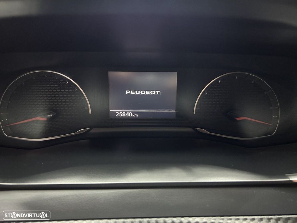 Peugeot 208 1.2 PureTech Active Pack - 13