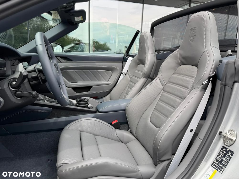 Porsche 911 Carrera Turbo S - 17