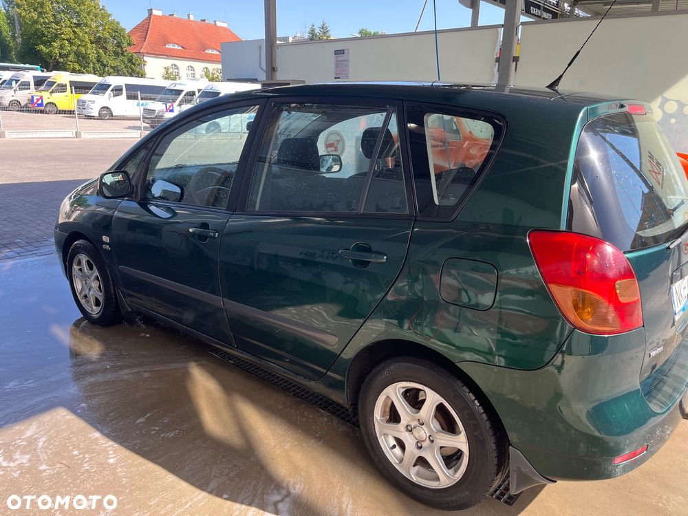 Toyota Corolla Verso 2.0 D-4D - 9