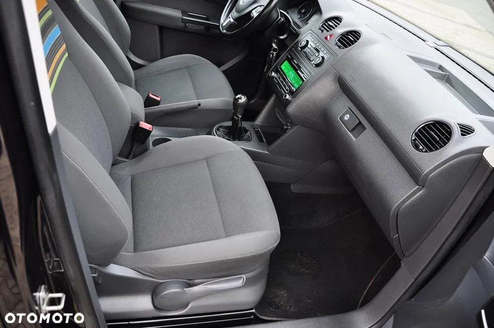 Volkswagen Caddy 1.6 (7-Si.) Edition 30 - 31