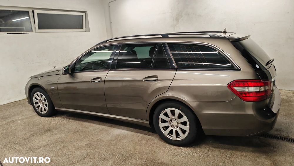 Mercedes-Benz E 200 T CDI DPF BlueEFFICIENCY Automatik - 2