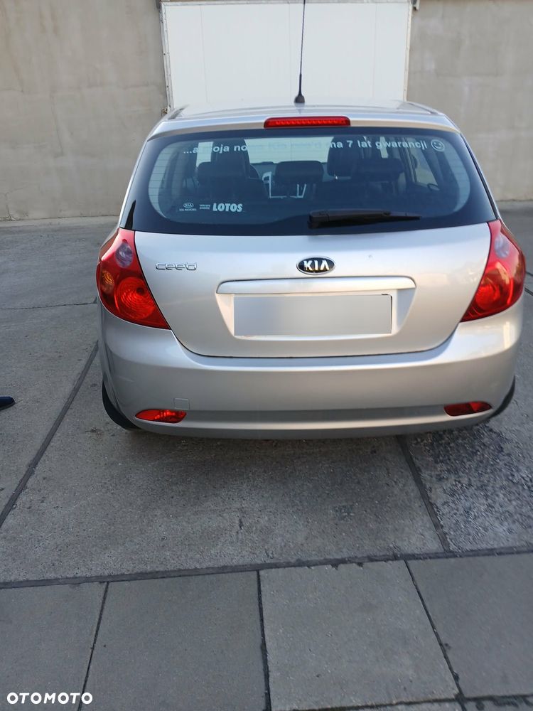 Kia Ceed 1.6 Optimum - 16