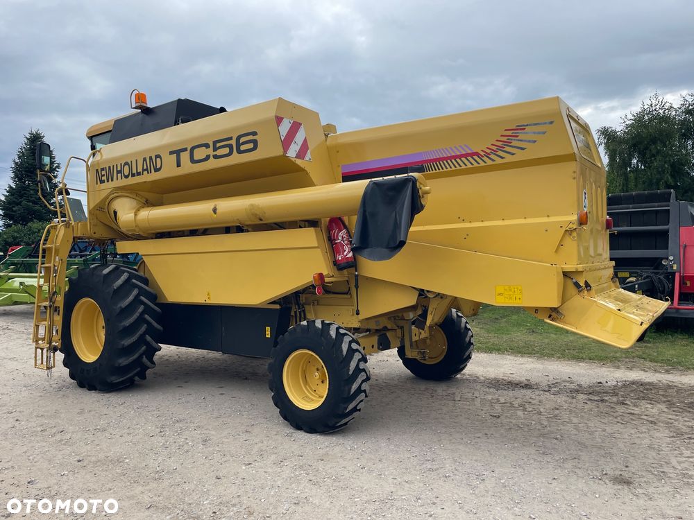New Holland TC 56 - 9