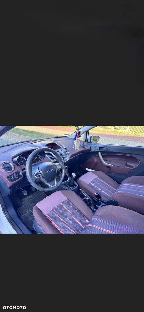 Ford Fiesta 1.25 Ambiente - 8