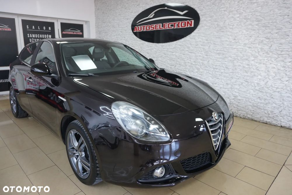 Alfa Romeo Giulietta - 8