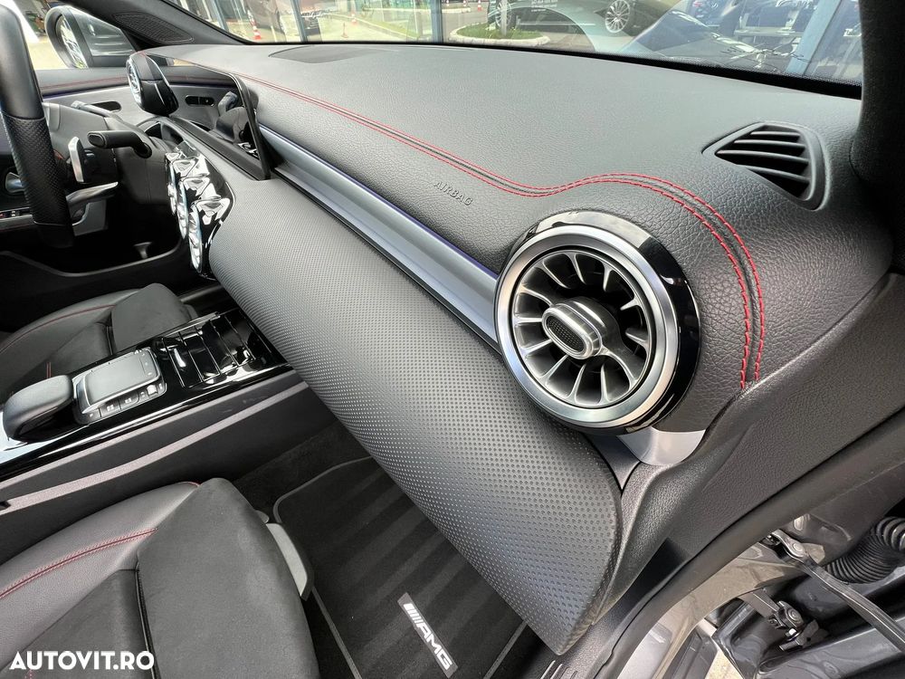 Mercedes-Benz CLA 200 - 11