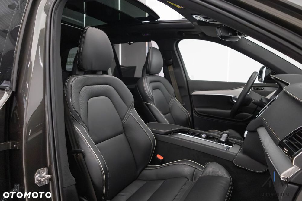 Volvo XC 90 B5 D AWD Ultimate Dark - 30