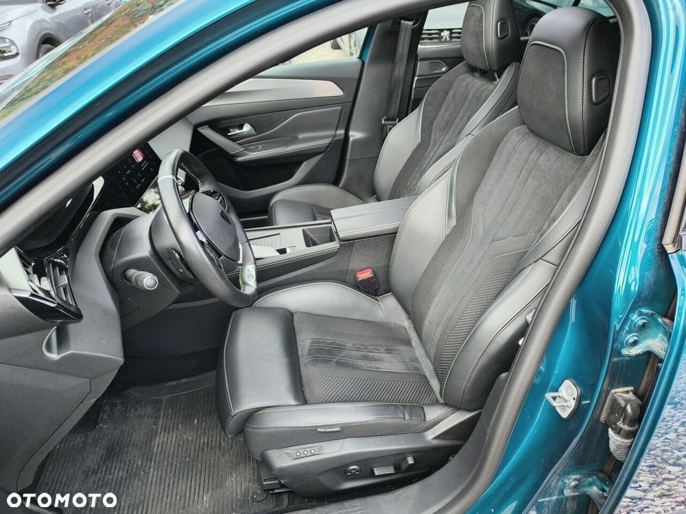 Peugeot 408 1.2 PureTech GT S&S EAT8 - 9