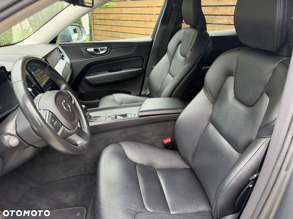 Volvo XC 60 D4 SCR Momentum - 13