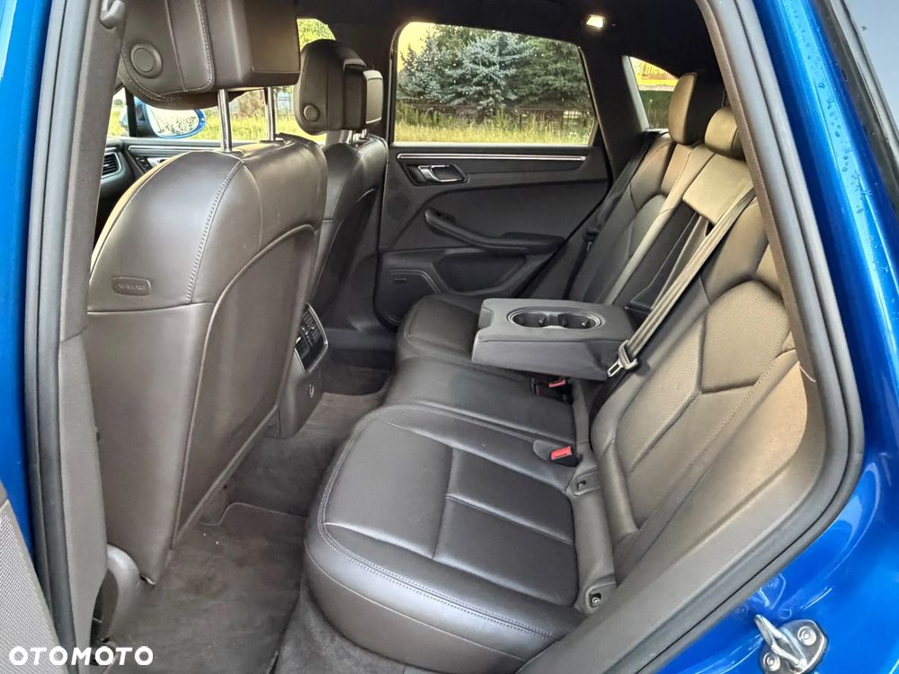 Porsche Macan Standard - 21