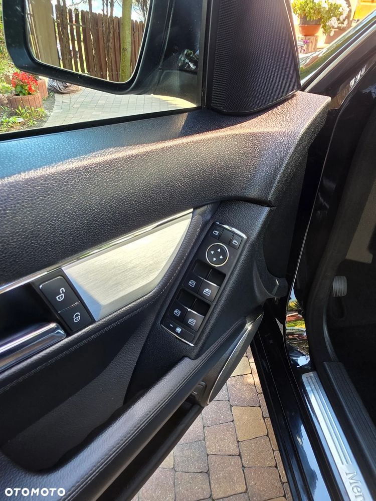 Mercedes-Benz Klasa C 320 CDI 7G-TRONIC Avantgarde - 35