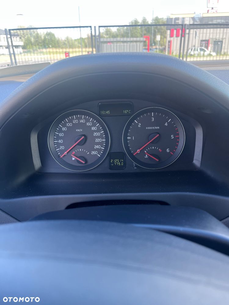 Volvo S40 2.0D Momentum - 12