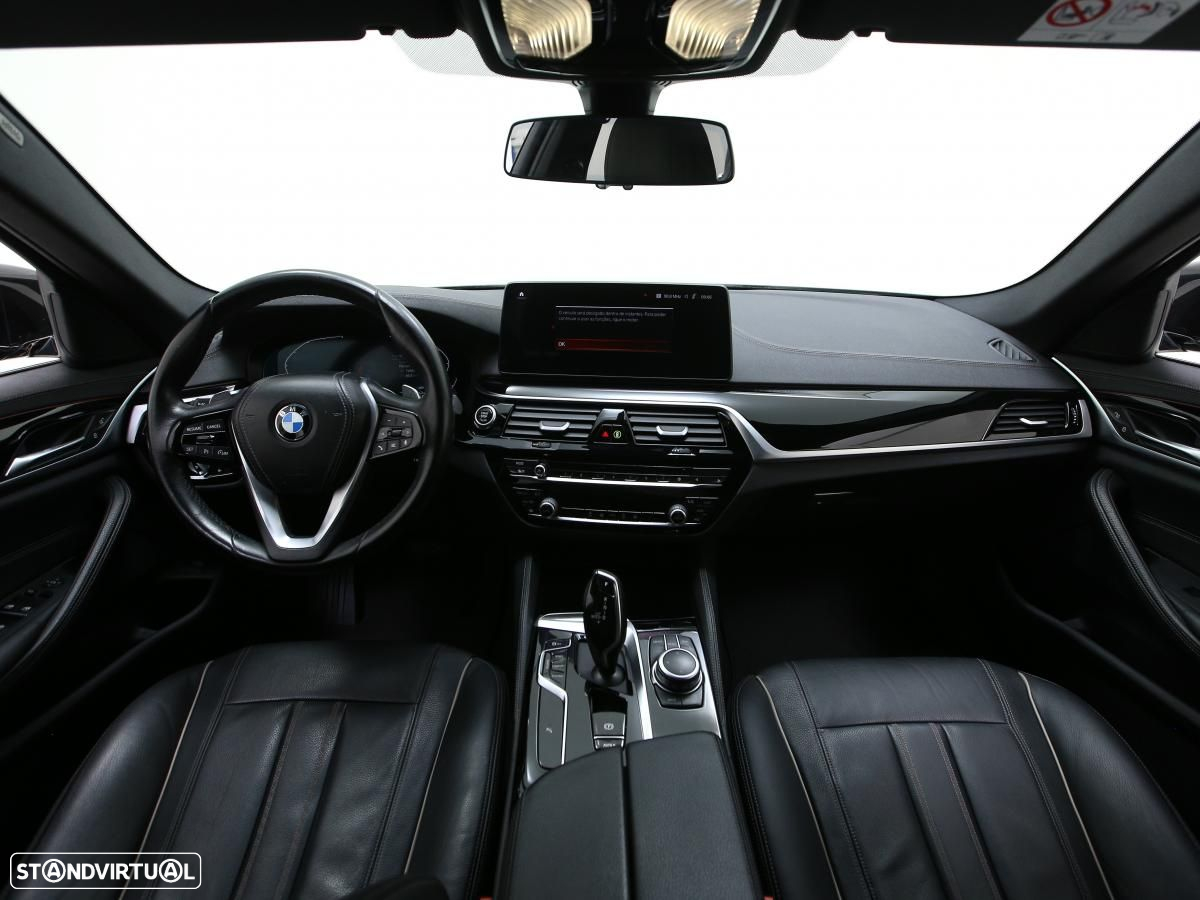 BMW 520 d Line Luxury Auto - 6