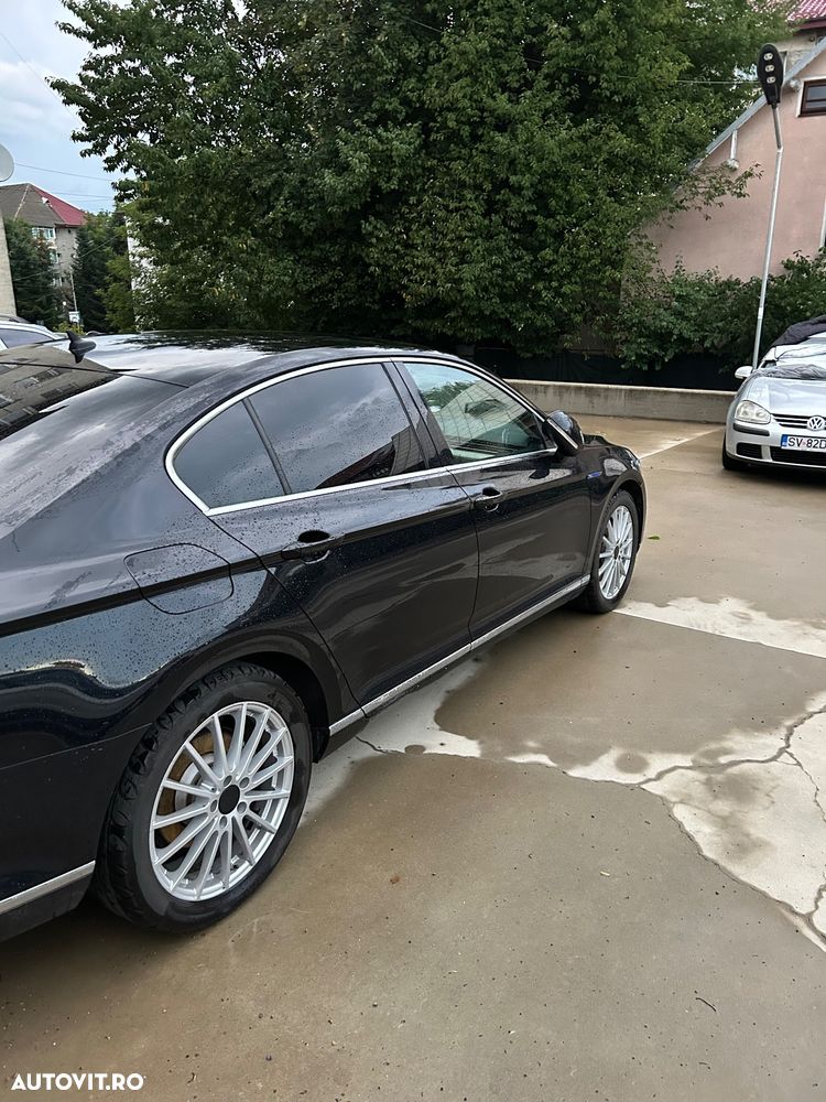 Volkswagen Passat - 13