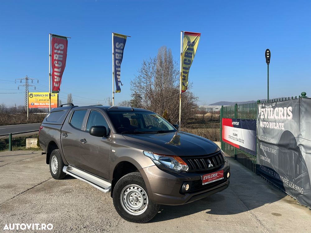 Mitsubishi L200 Double Cab 2.4 DI-D M/T Intense - 1