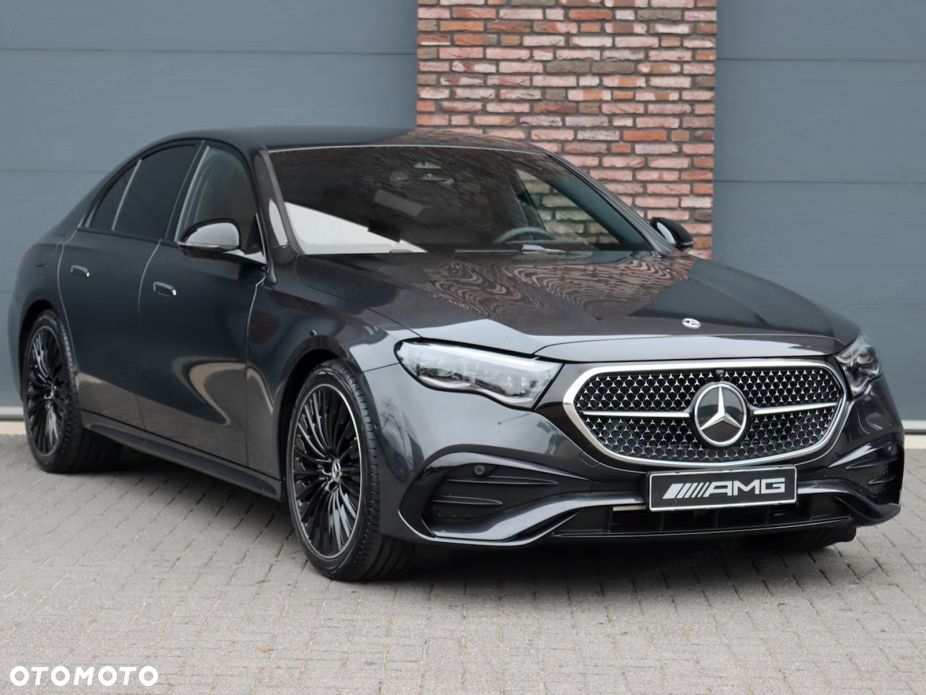 Mercedes-Benz Klasa E 220 d mHEV 4-Matic AMG 9G-Tronic - 4