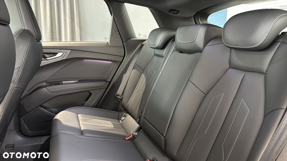 Audi Q4 e-tron - 17