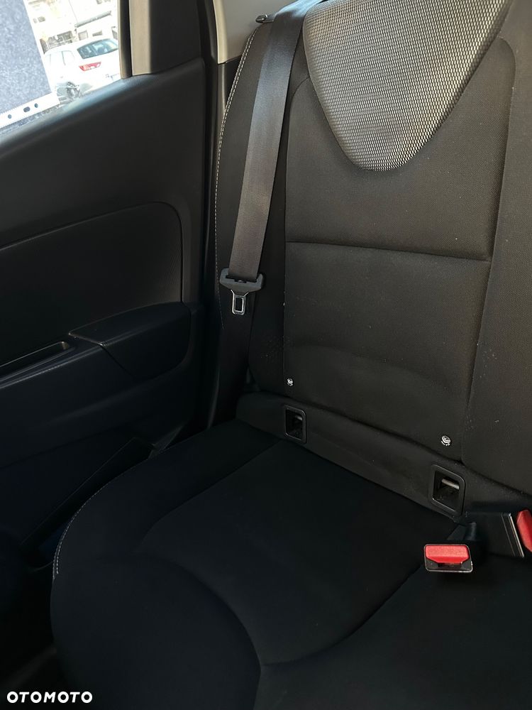 Renault Clio dCi 90 Dynamique - 12