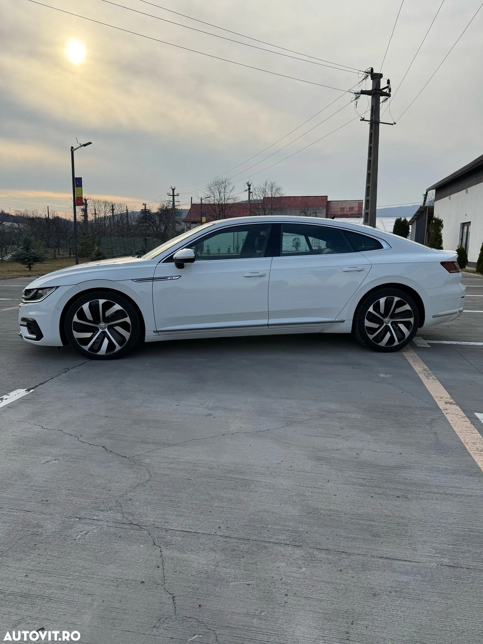 Volkswagen ARTEON 2.0 TDI DSG R-Line - 6