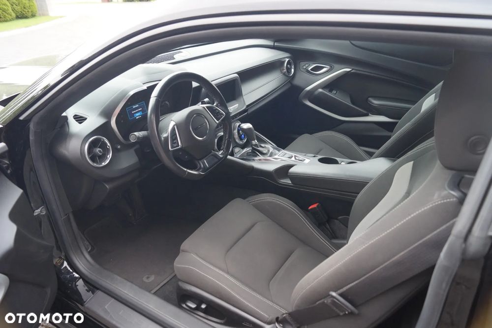Chevrolet Camaro 2.0 - 11
