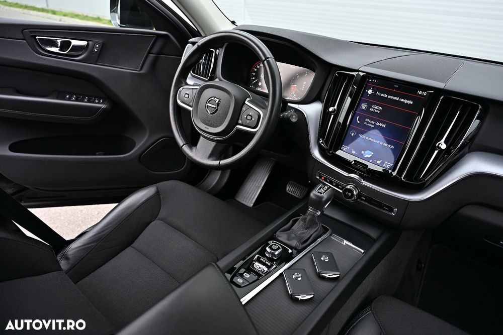 Volvo XC 60 D4 AWD Geartronic Momentum - 12