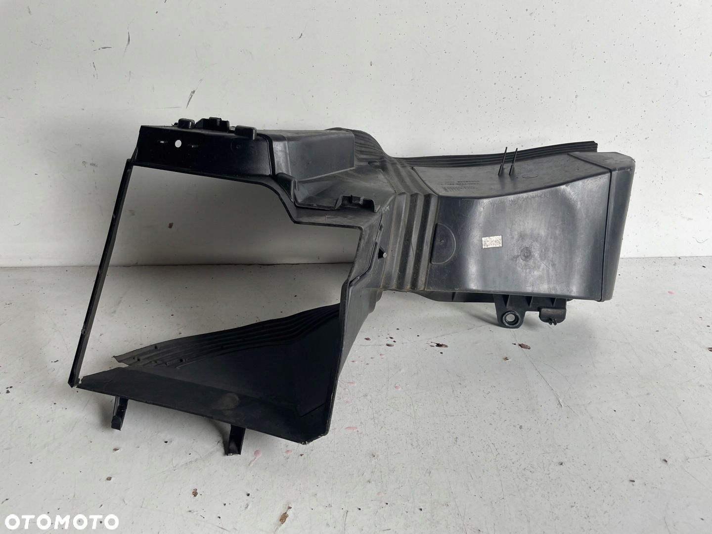 Citroen C4 Picasso II kierownica powietrza 9676144377 - 1