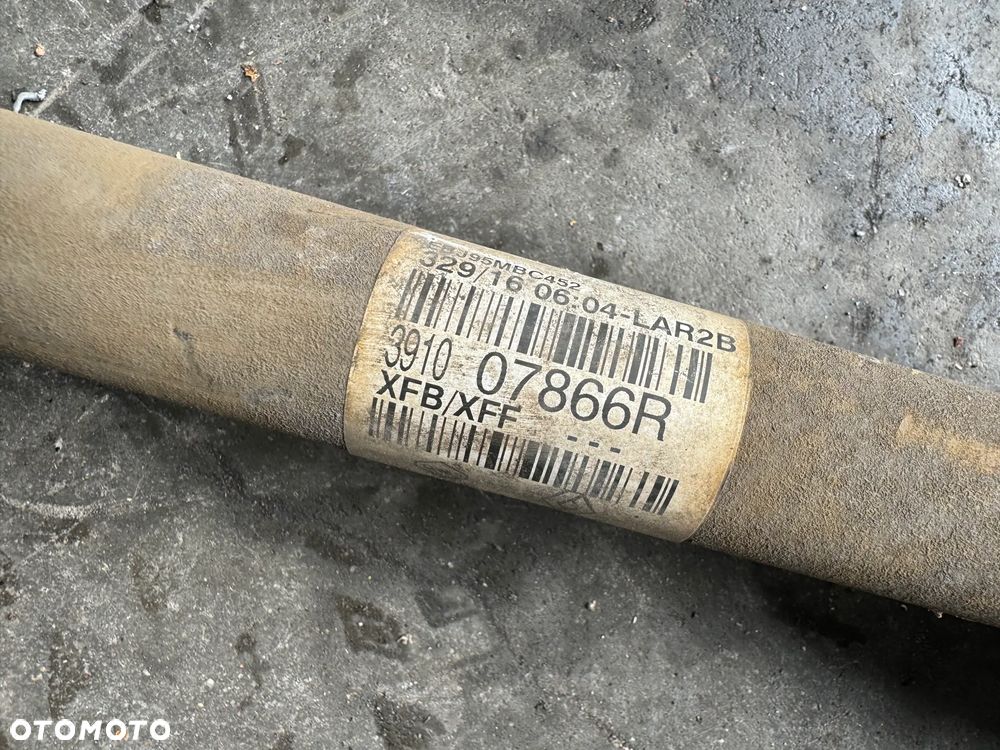 Półoś prawa długa Renault Megane IV 1.6 TCE - 2