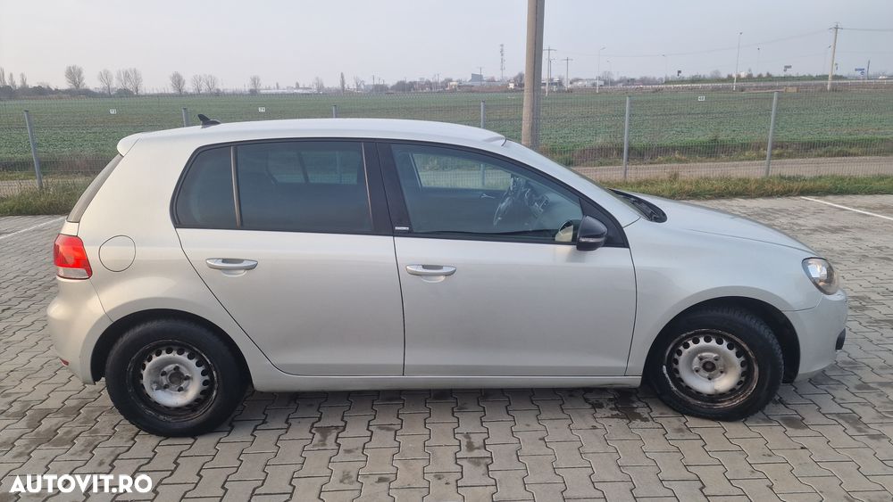 Volkswagen Golf 2011 photo 2