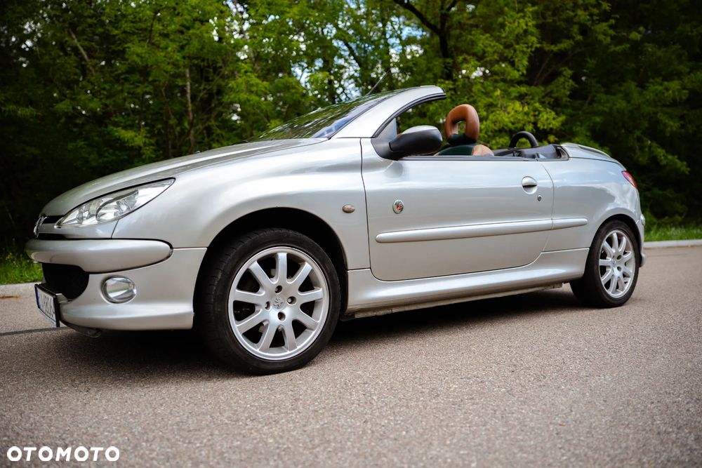 Peugeot 206 CC 1.6 - 15