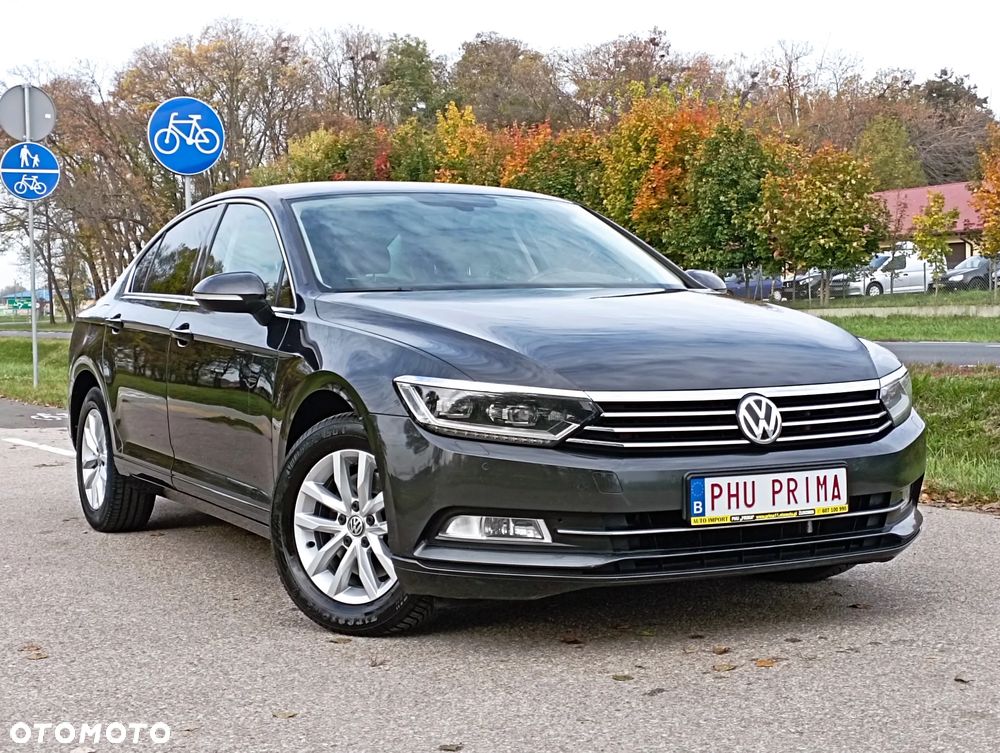 Volkswagen Passat 2.0 TDI (BlueMotion Technology) DSG Comfortline - 14