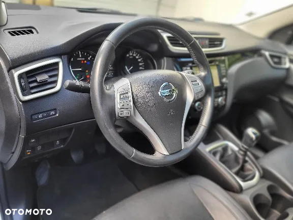 Nissan Qashqai 1.5 dCi Visia - 32