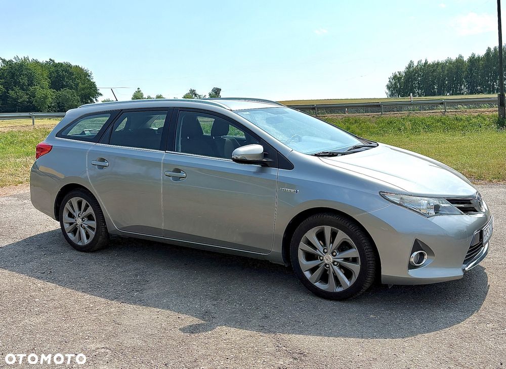 Toyota Auris - 2