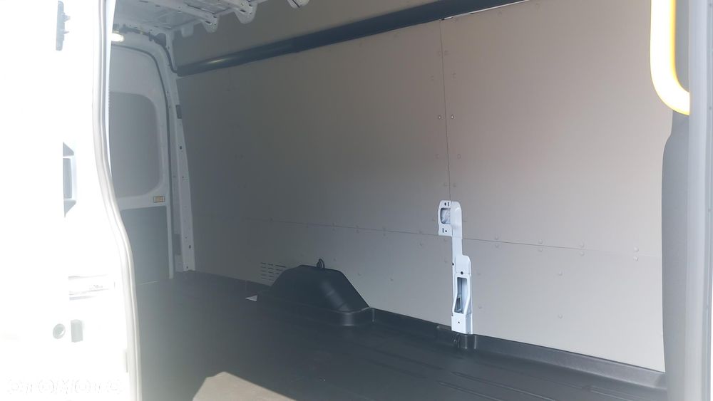 Ford Transit - 30