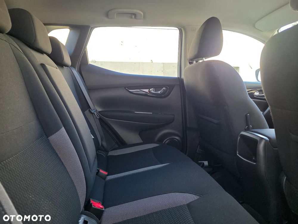 Nissan Qashqai 1.2 DIG-T N-Tec Xtronic EU6 - 31