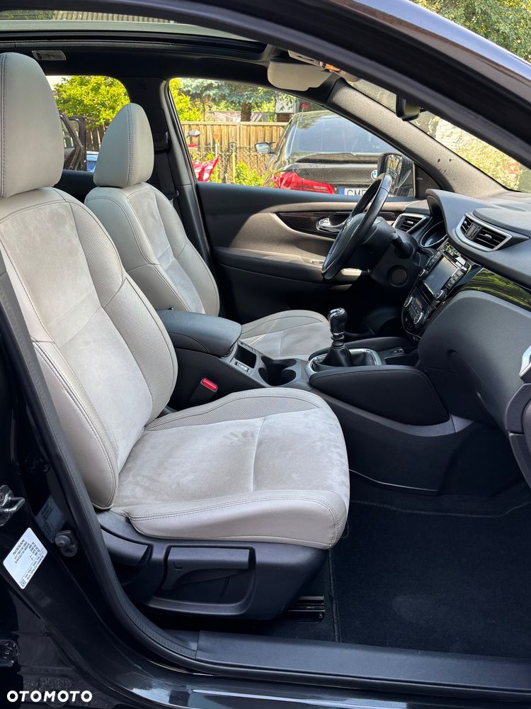 Nissan Qashqai 1.6 DIG-T Tekna - 33