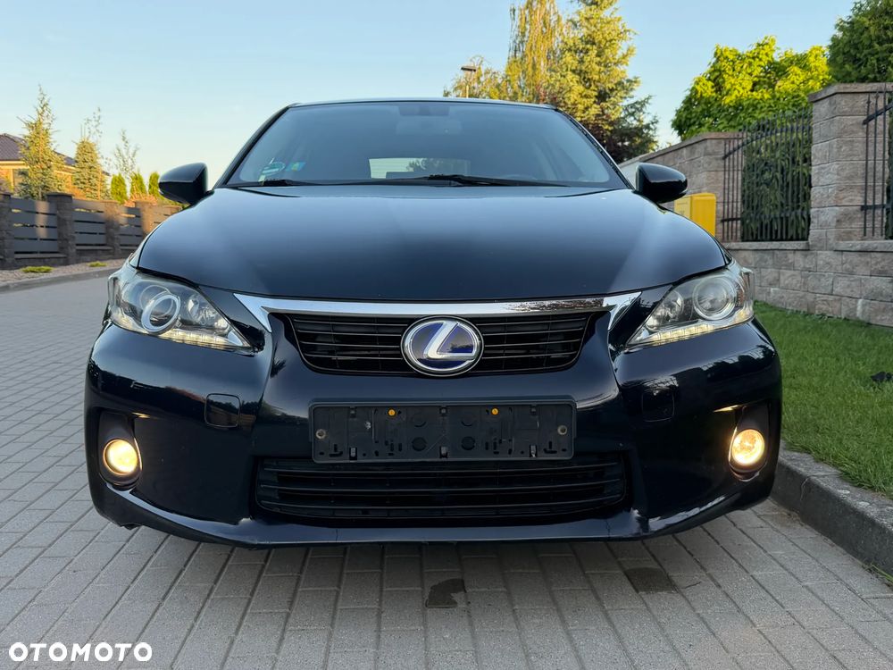 Lexus CT 200h Prestige - 28