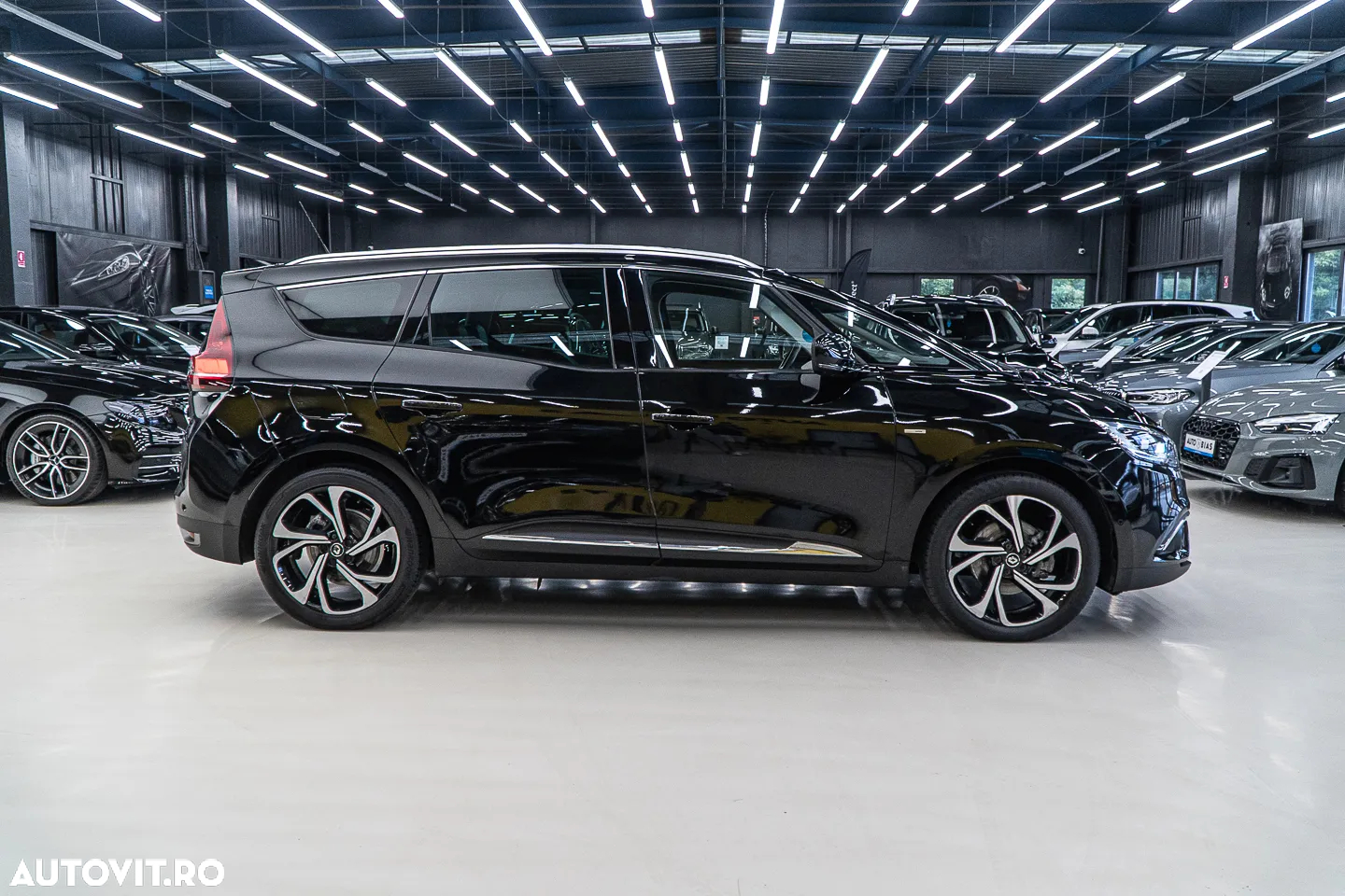 Renault Grand Scenic TCe 140 GPF EDC BOSE EDITION - 19