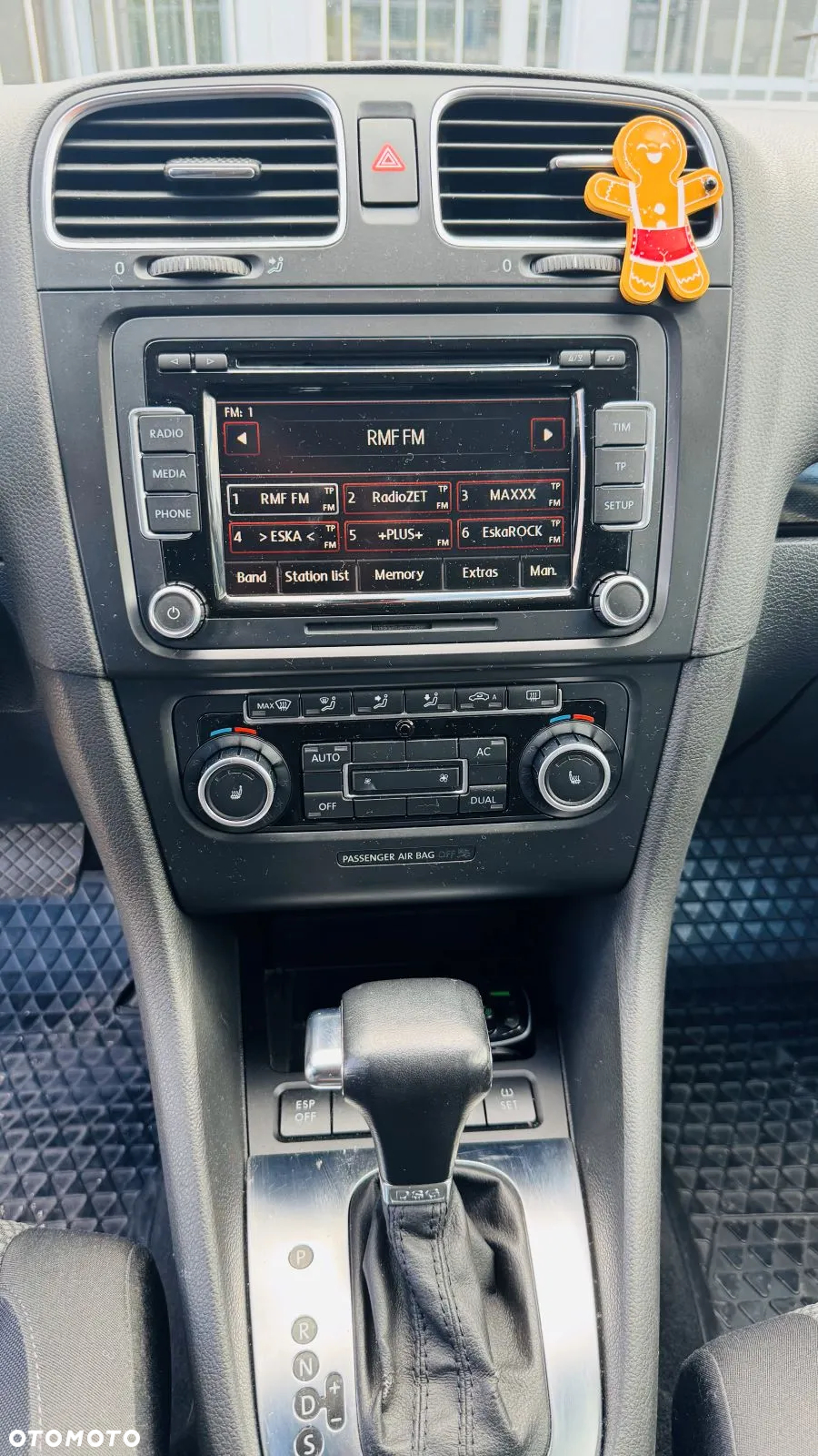 Volkswagen Golf 1.4 TSI BlueMotion Technology DSG Comfortline - 9