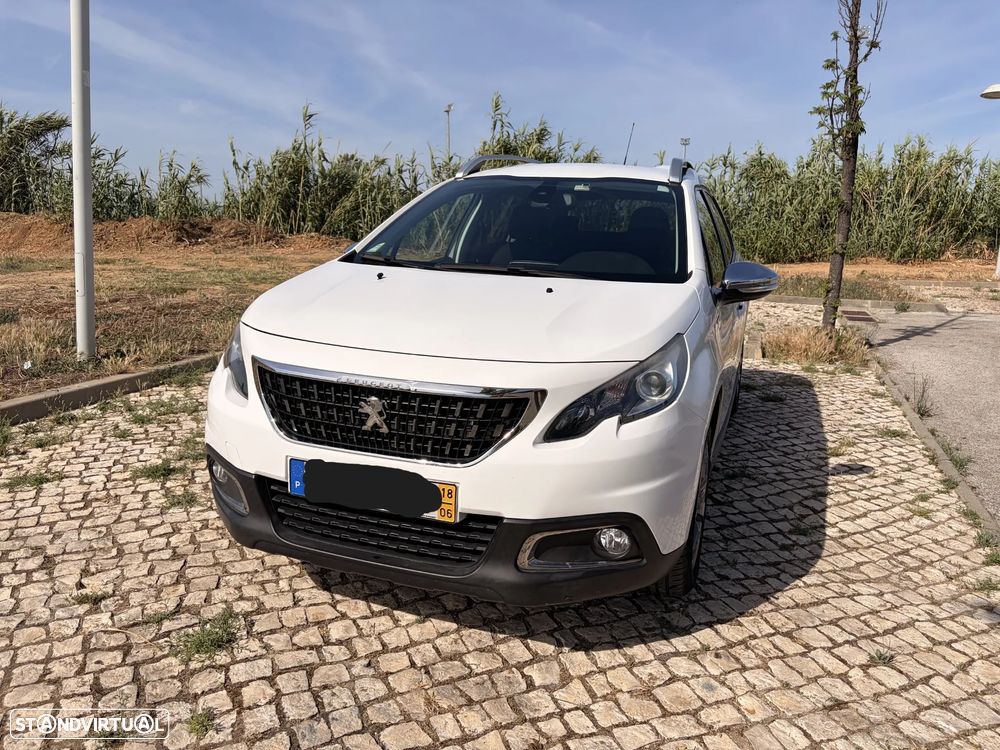 Peugeot 2008 1.2 PureTech Allure - 1