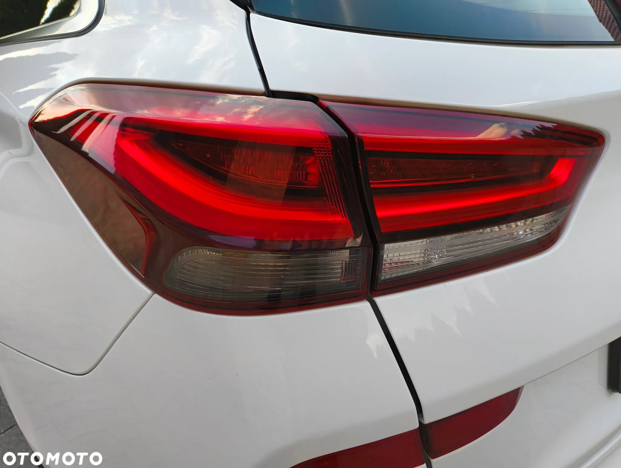 Hyundai i30 Kombi 1.4 T-GDI DCT Premium - 25