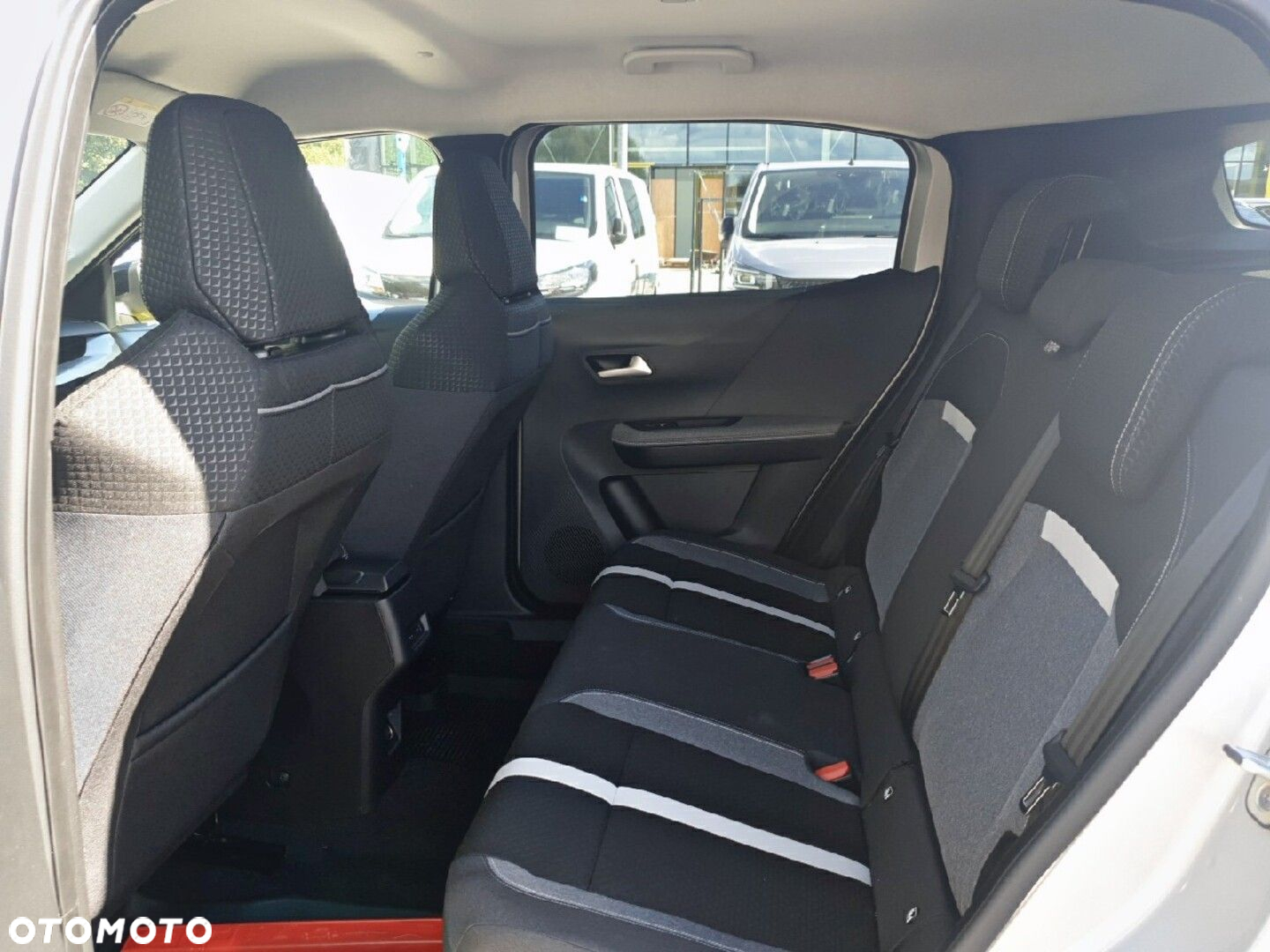 Opel Frontera - 9
