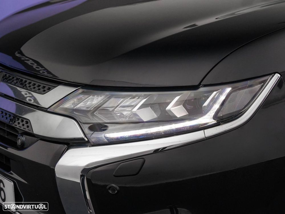 Mitsubishi Outlander 2.4 Instyle - 9