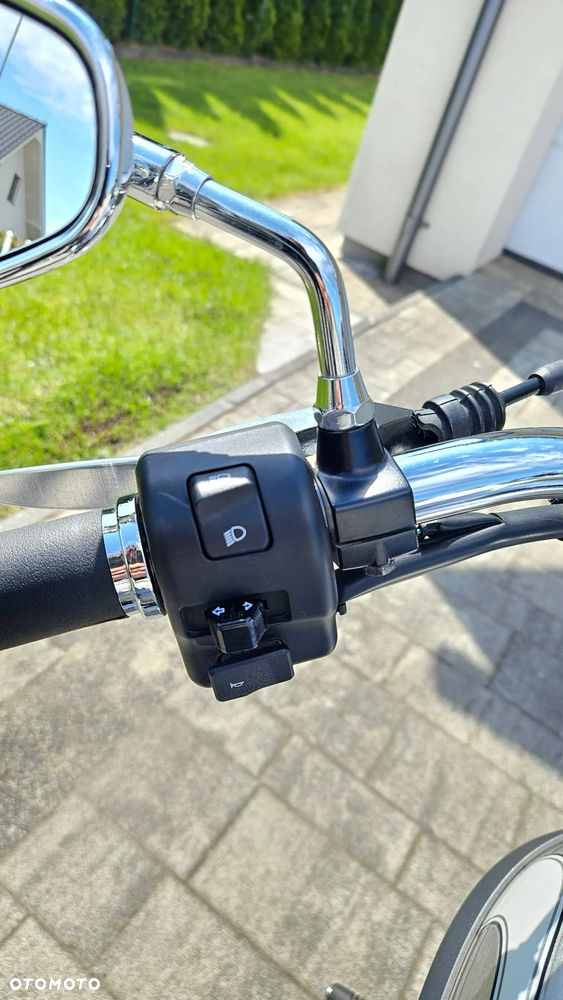 Yamaha XVS - 5