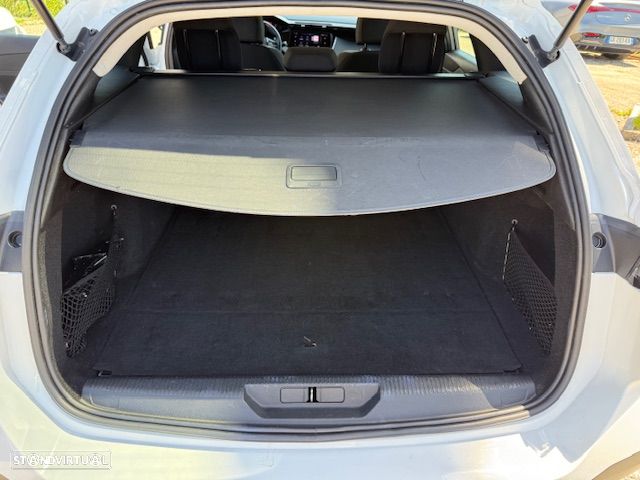 Peugeot 308 SW BlueHDi 130 EAT8 Business - 18