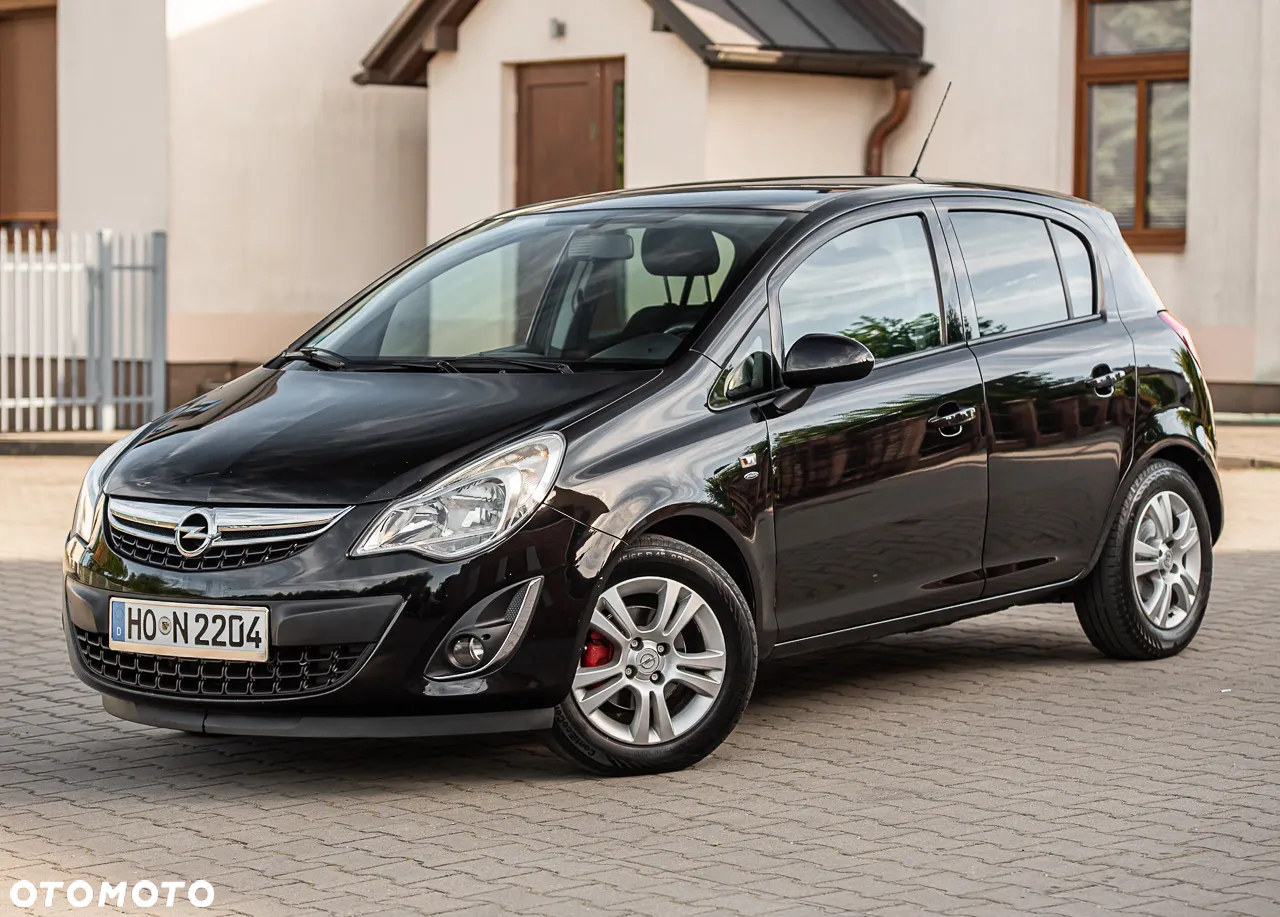 Opel Corsa 1.2 16V Essentia - 2